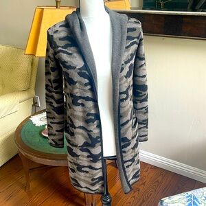 Rachel Zoe Green Camouflage long cardigan with hood EUC Size XS